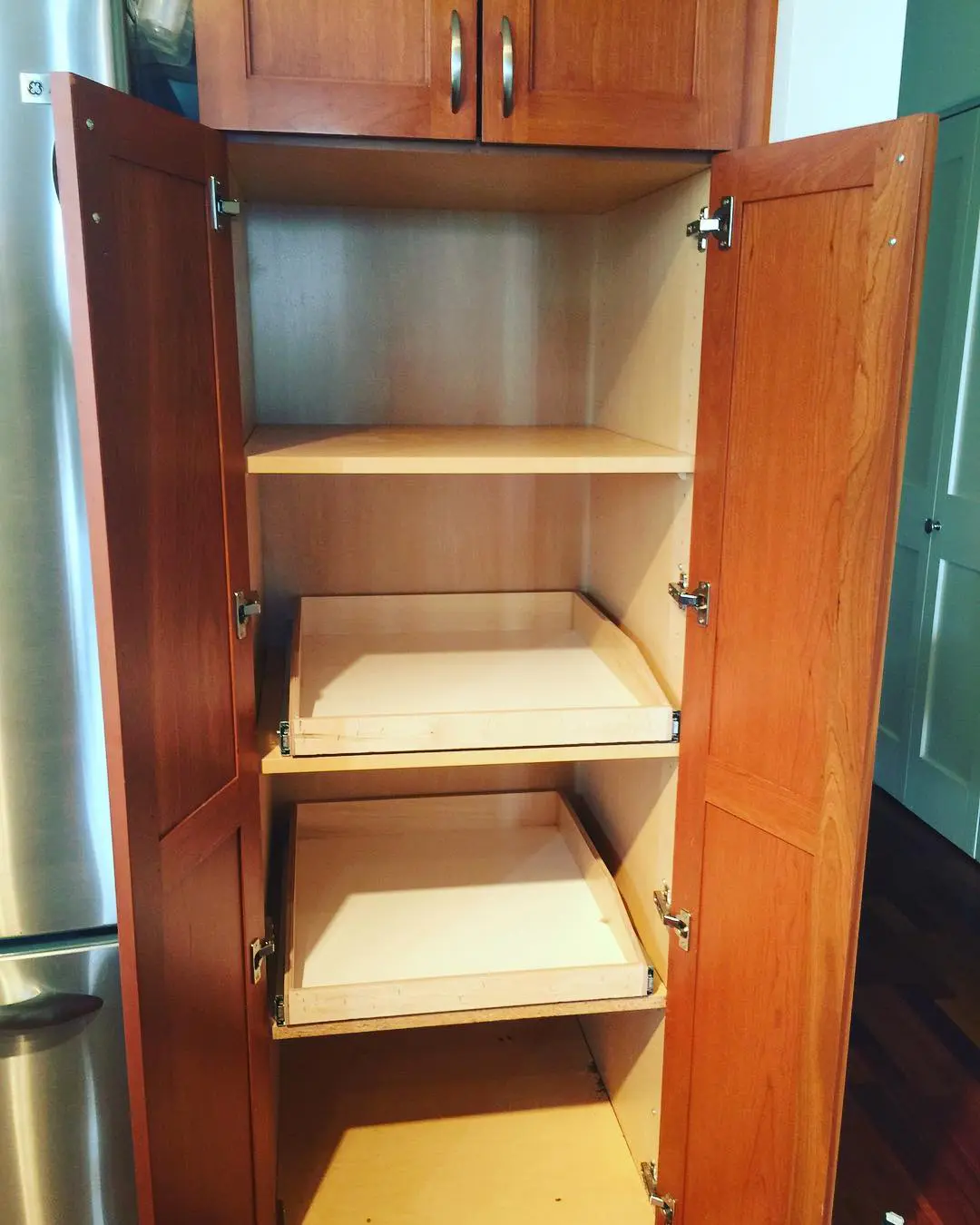 Pull-Out Rolling Shelves
