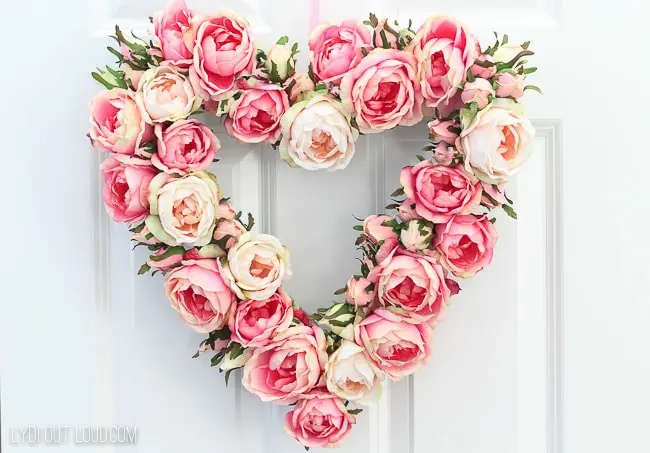 Floral Valentine’s Day Wreath