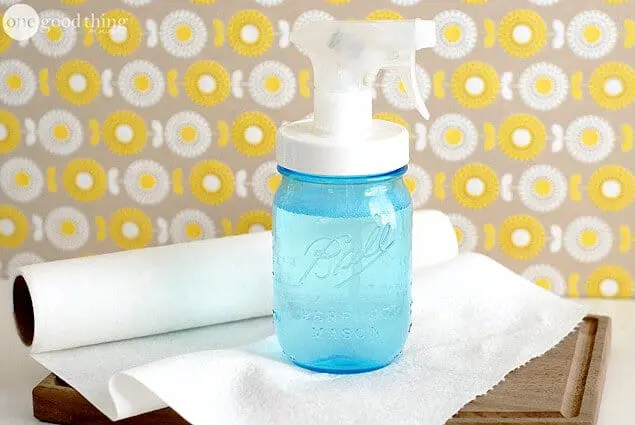 diy mirror spray