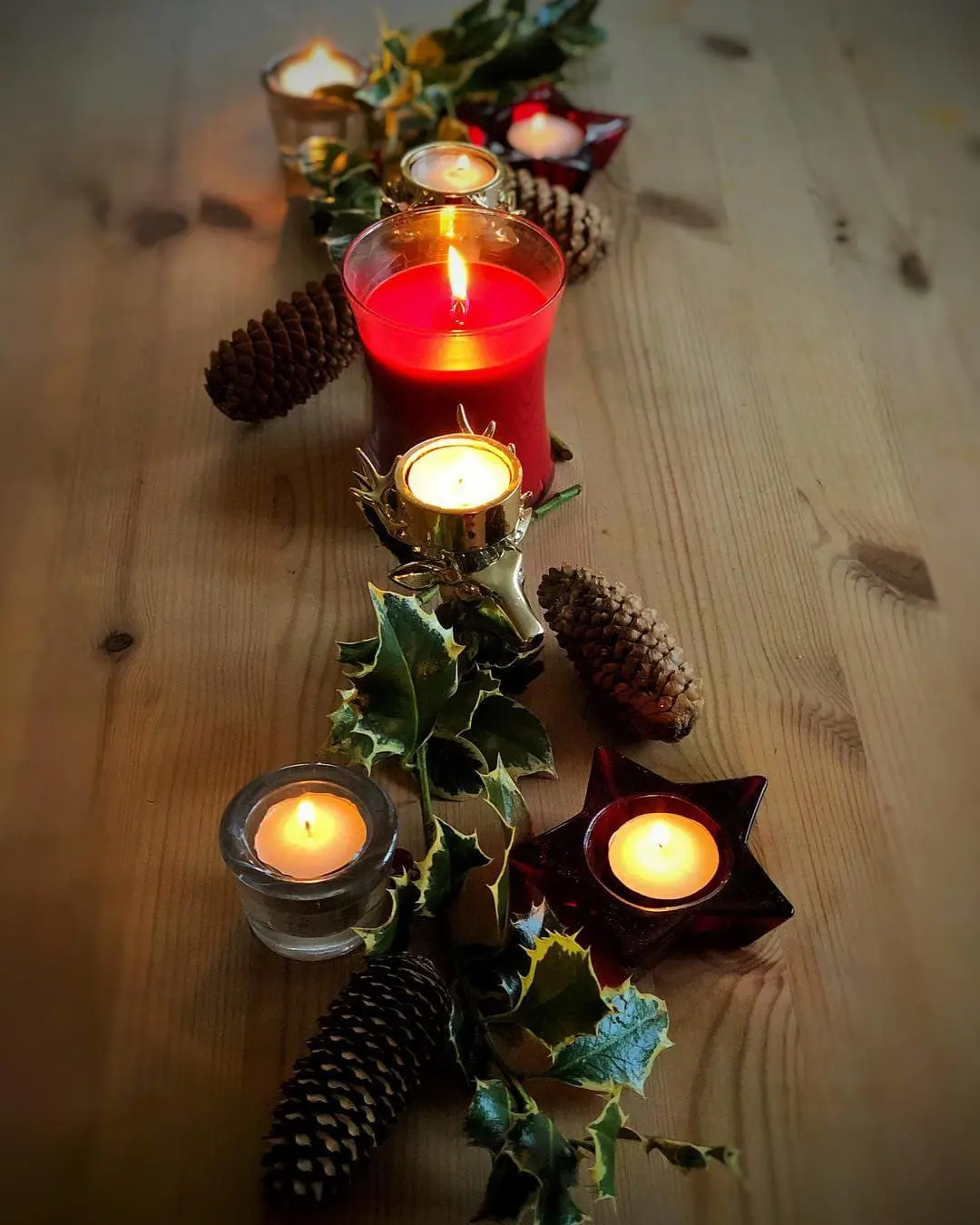 holly candle display