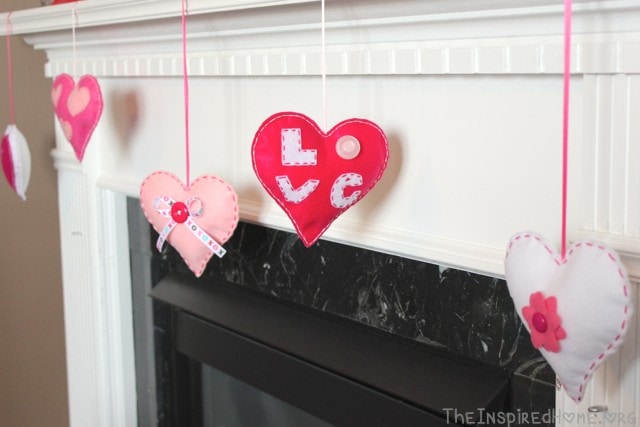 Pillowy Felt Hearts