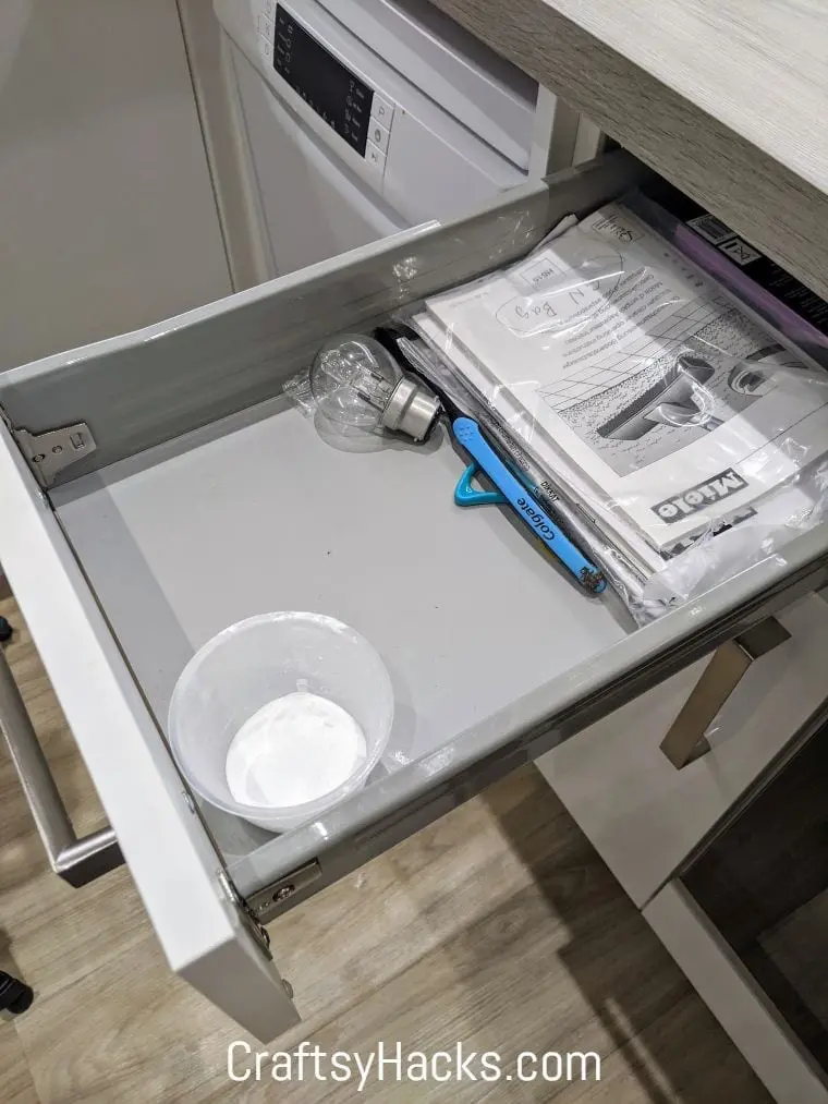 deodorize drawers
