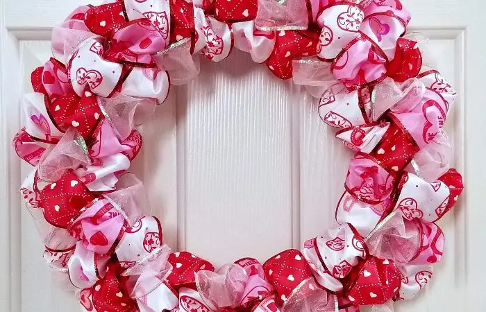 Ribbon Loop Wreath