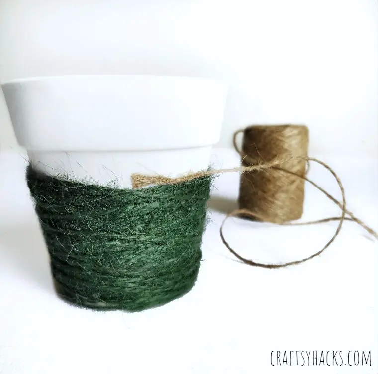 natural yarn planter