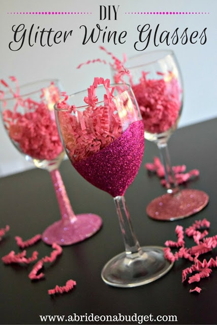 DIY Glitter Wine Glass