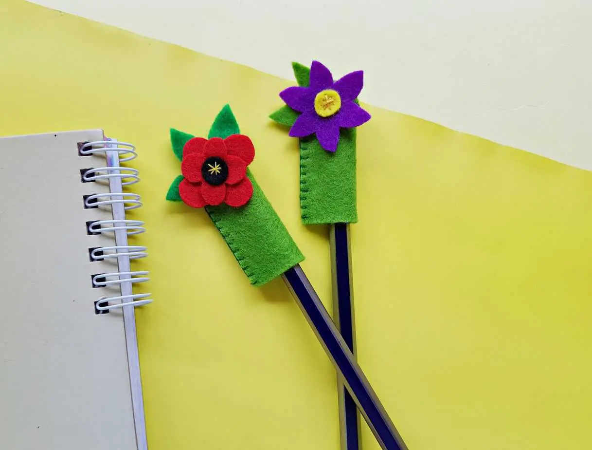 Flower Pencil Tops
