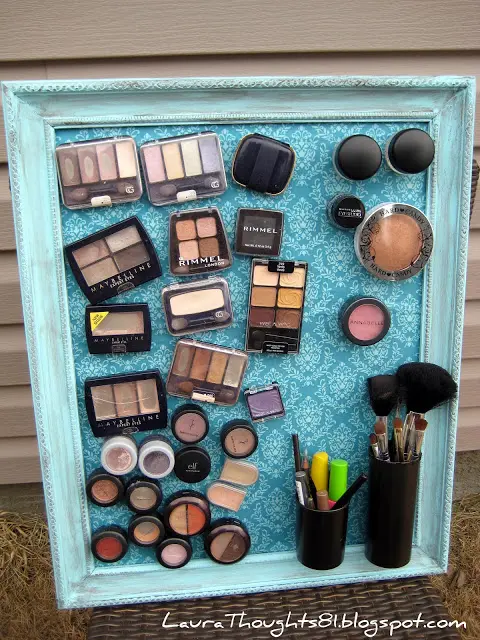 Clever Makeup Magnet Board