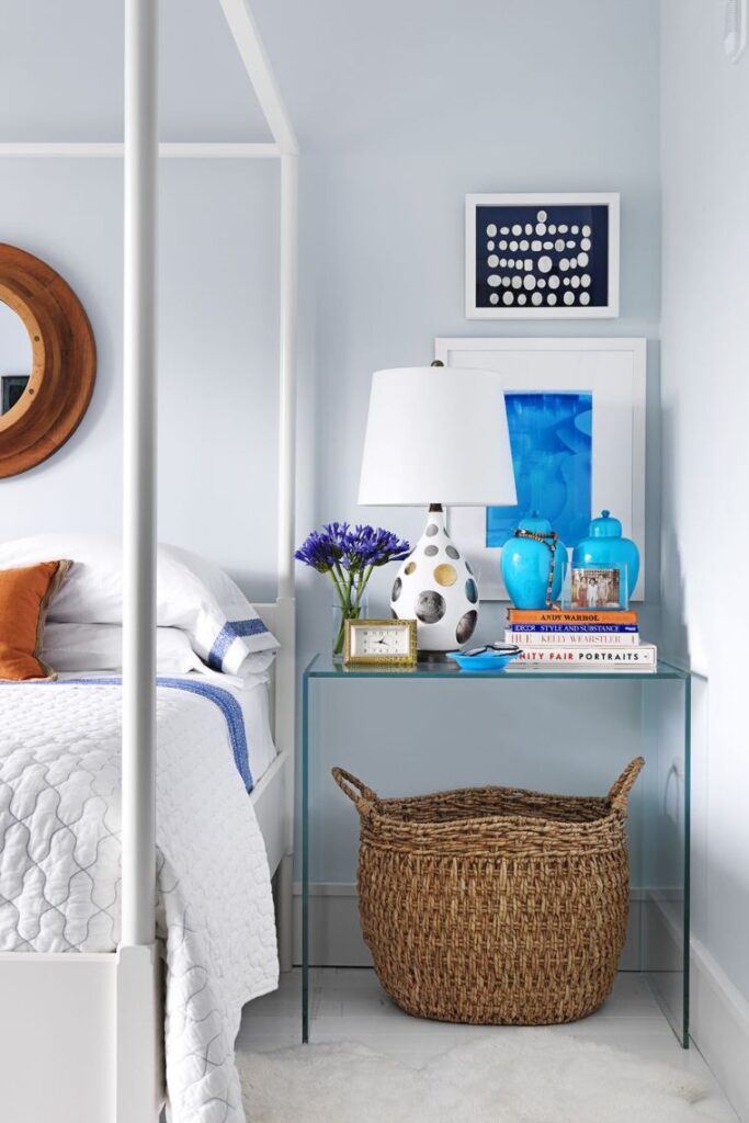 20 Small Bedroom Organizing Ideas No Drilling - Craftsy Hacks