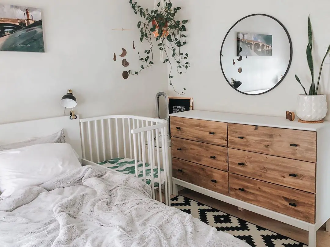 White and Wood Bedside Dresser