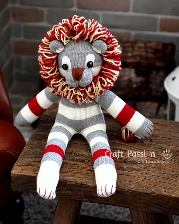 Plushie Lion