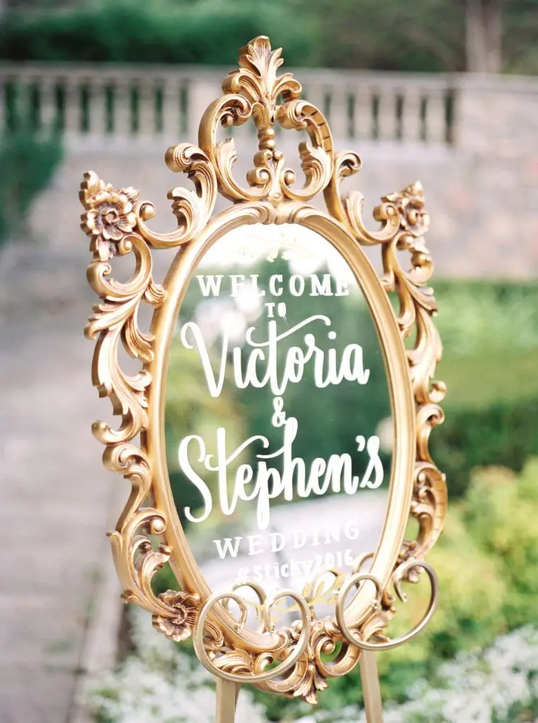 20 Creative Diy Wedding Sign Ideas Craftsy Hacks