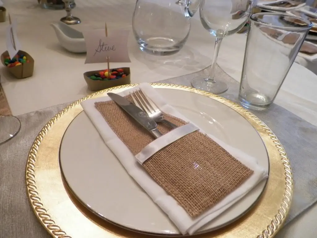 Burlap Utensil Holder