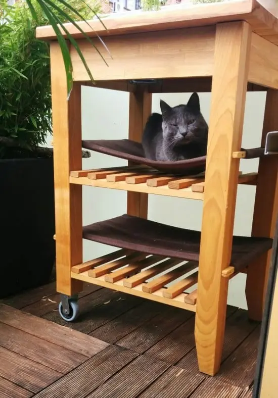 mobile island cat hammock