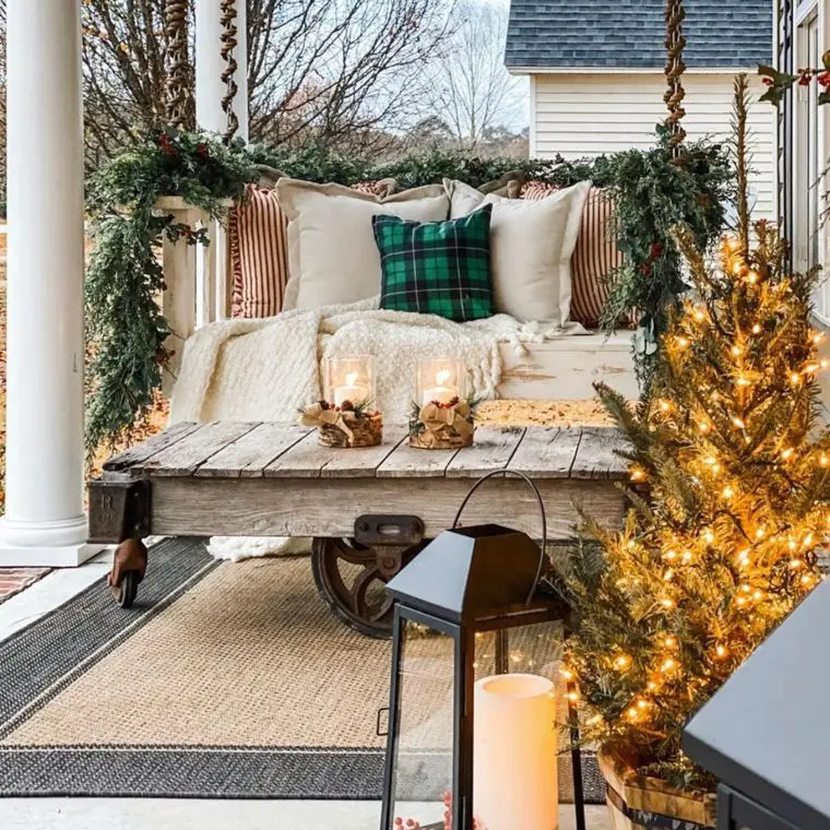 Mini porch christmas tree