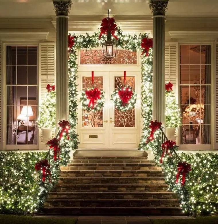 traditional garland porch