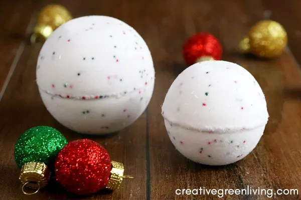 Christmas Cake Mix Bath Bomb