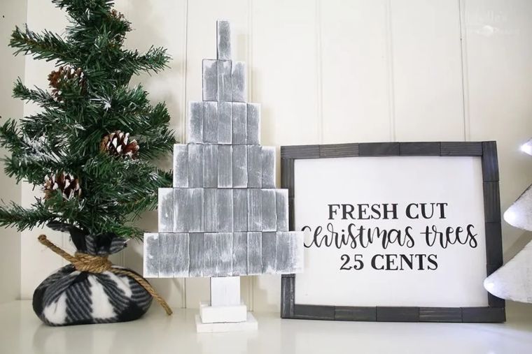 20 Farmhouse Dollar Christmas Ideas Craftsy Hacks - Diy Outdoor Christmas Decorations Dollar Tree