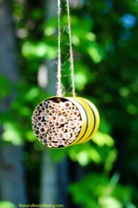 24 Bee Crafts for Kids to Try - Craftsy Hacks