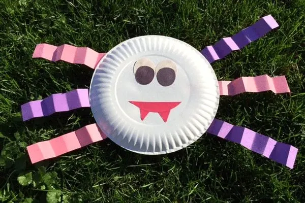 paper plate spider