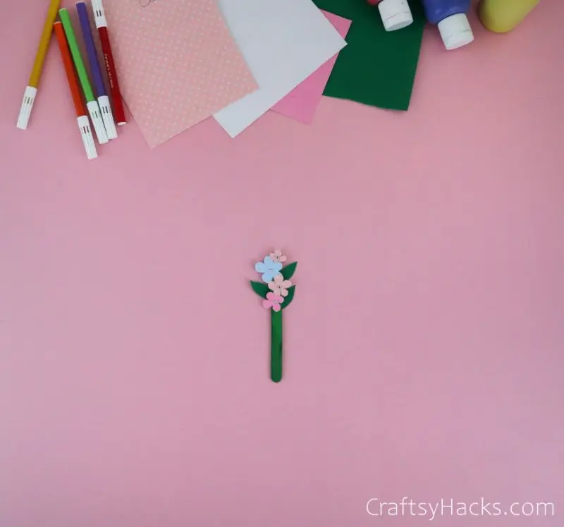 completed popsicle stick flower