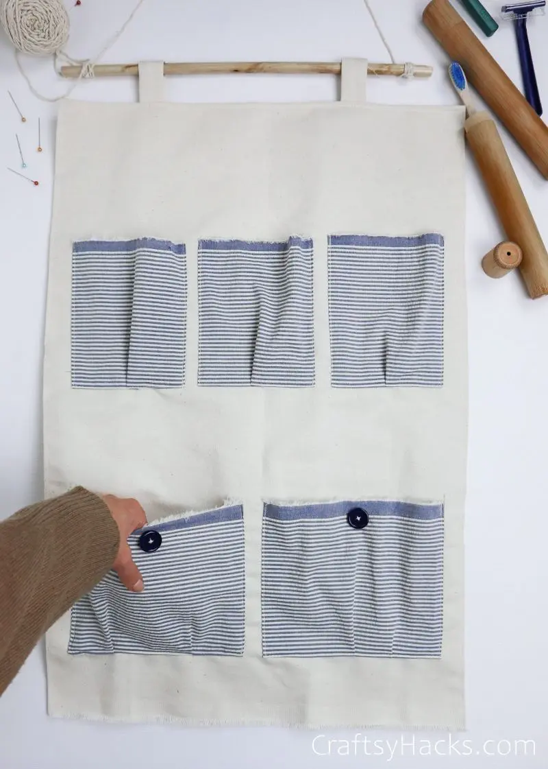 DIY organizer with pockets