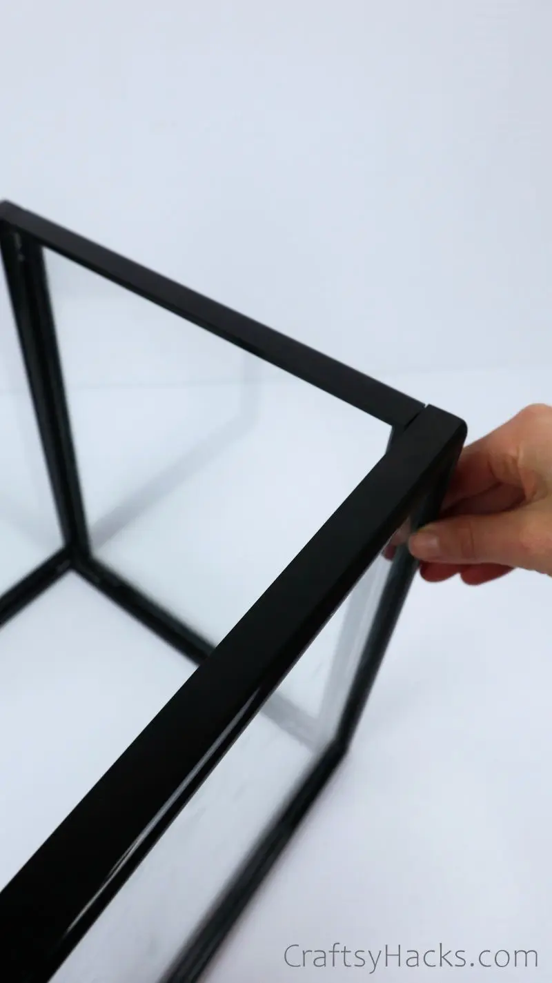 glueing frames together