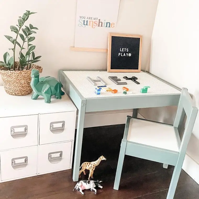 Kids Play Table