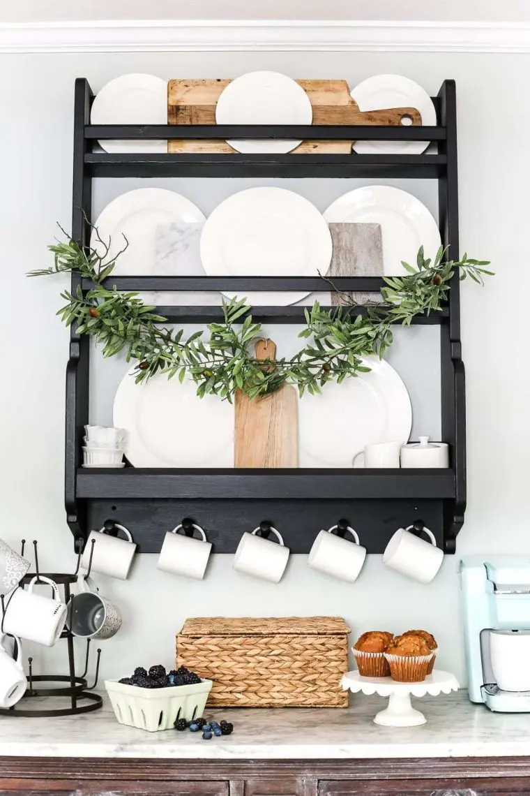 plate shelving