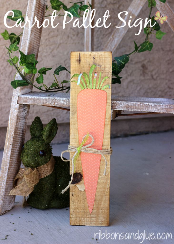 Carrot Pallet Sign