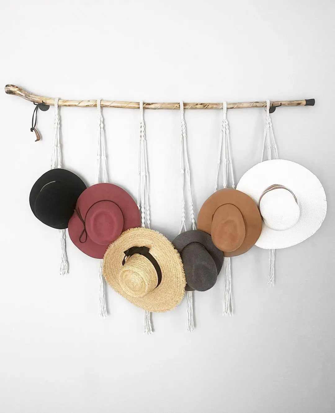 How to Make an Easy Hat Rack! 