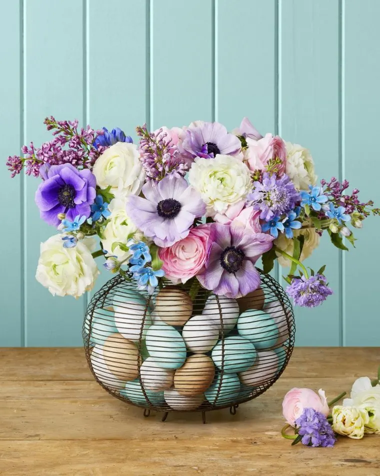 Vintage Egg Basket Vase