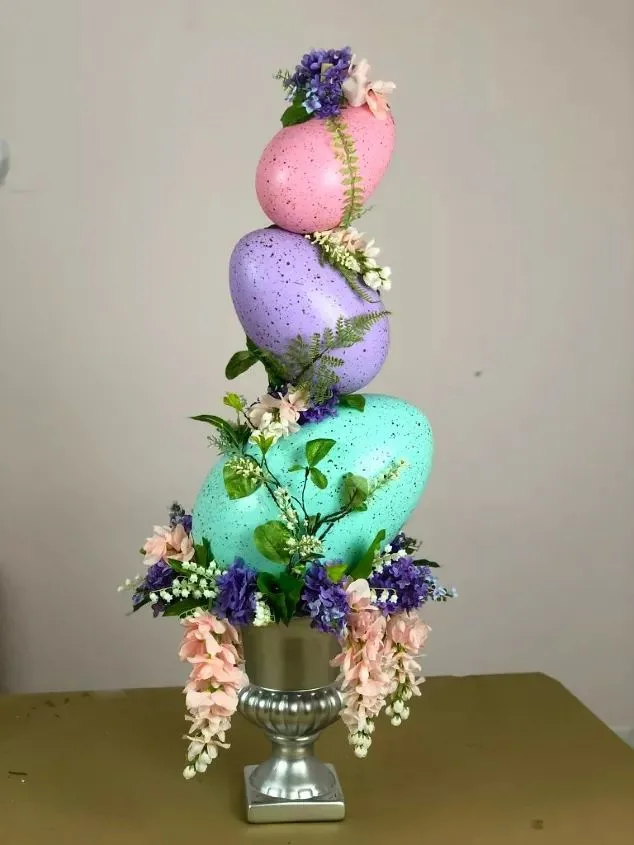 Giant Easter Egg Topiary