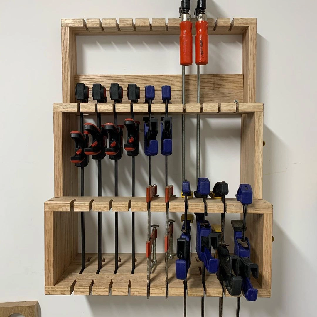 Slotted clamp shelf