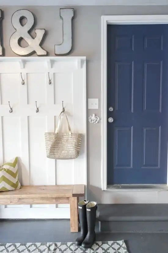 garage mudroom