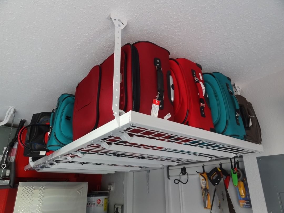 luggage rack
