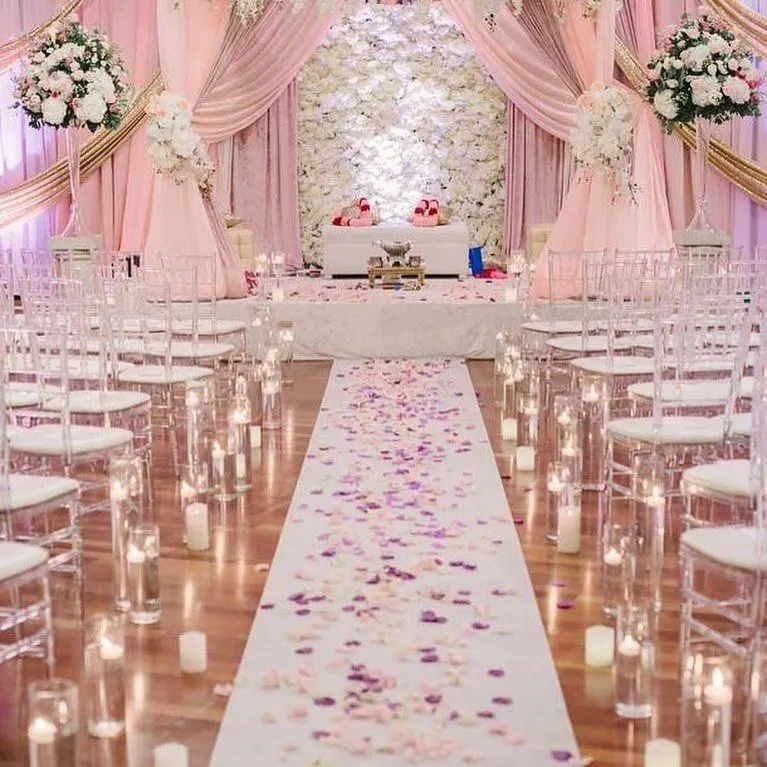 pink wedding decor