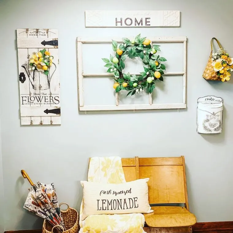 Summer Decor For Your Foyer