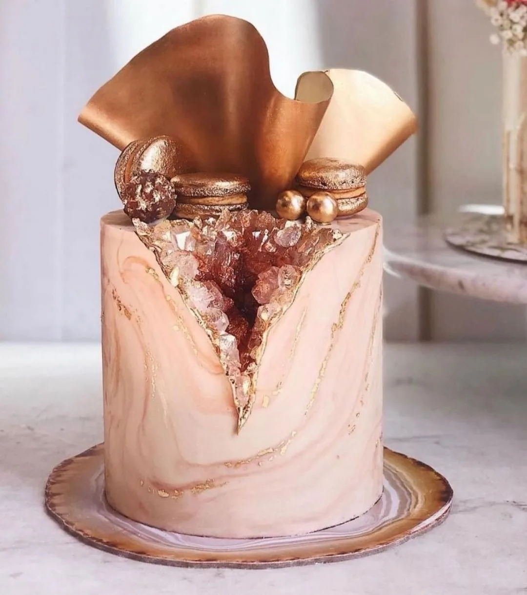 The 17 Most Exquisite Rose Gold Wedding Cakes - Cake Geek Magazine | Bronze  wedding, Rose gold wedding cakes, Gold wedding cake