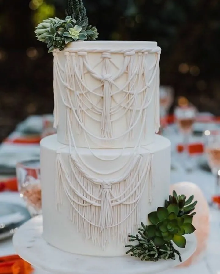 macrame cake