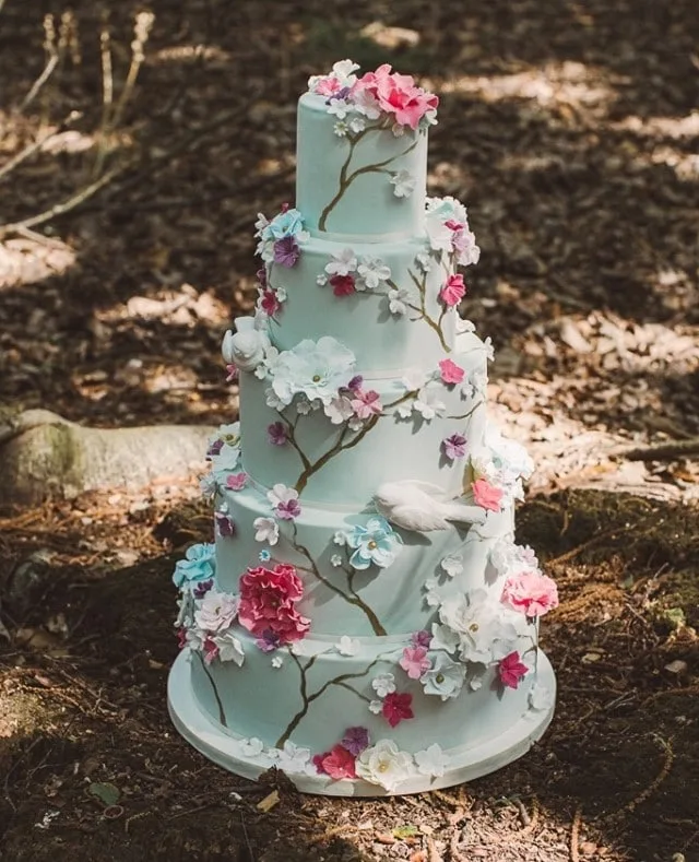 Smooth Buttercream Wedding Cake for a Christmas Wedding at Nonsuch Mansion,  Surrey – Sugar Plum Bakes