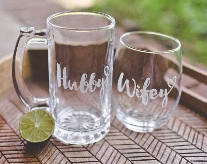 Hubby Wifey Glass Set