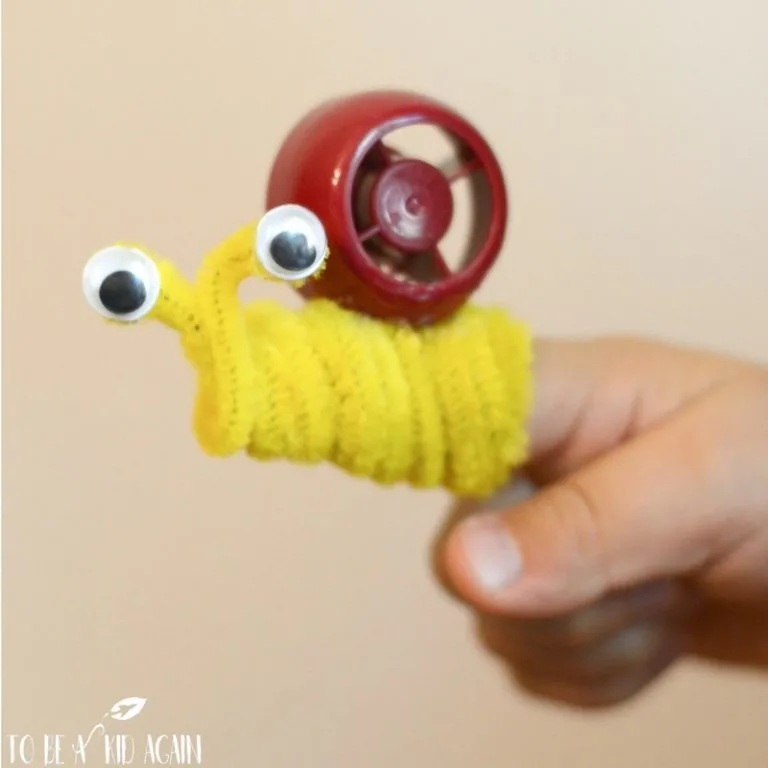 Finger Puppet Snails