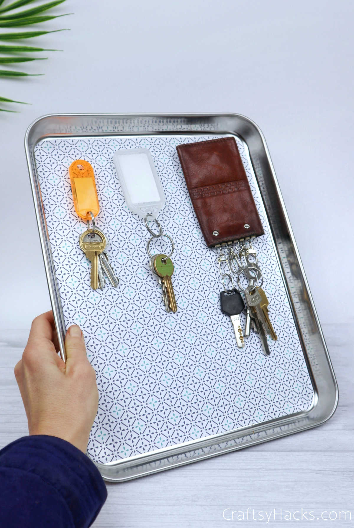 keys on magnetic organizer