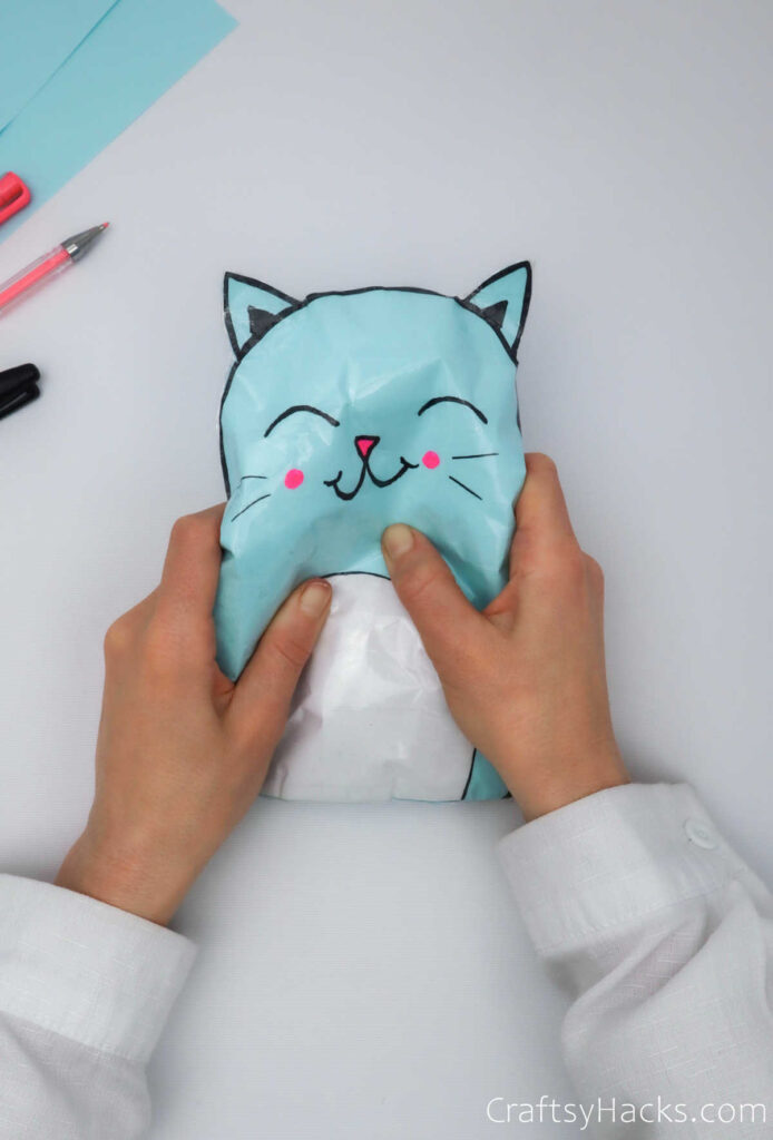 How to Make Paper Squishies (Step-by-step Tutorial) - Craftsy Hacks