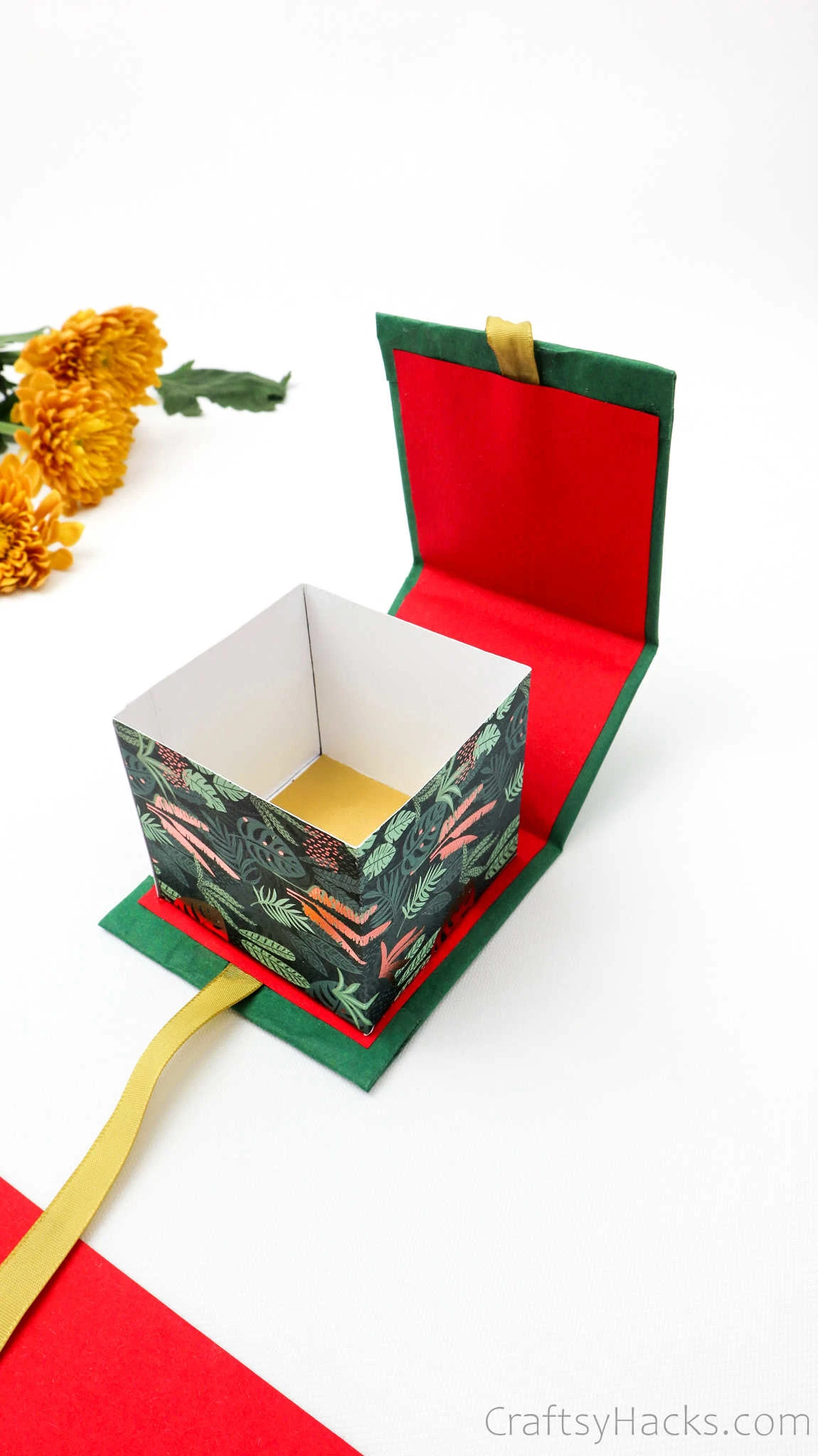 open paper gift box
