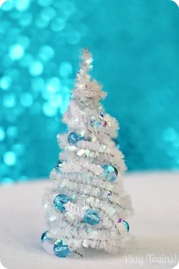 Pipe Cleaner Trees Christmas Craft