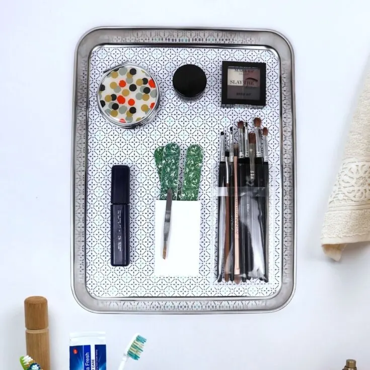 diy magnetic organizer