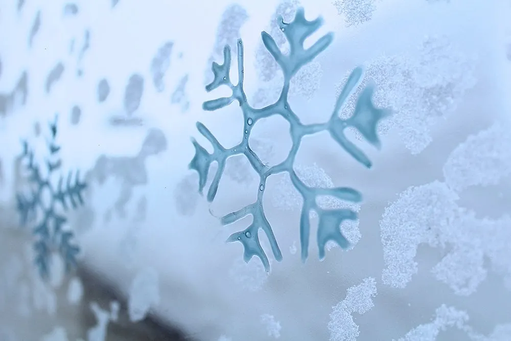 Color Changing Snowflake Window Clings