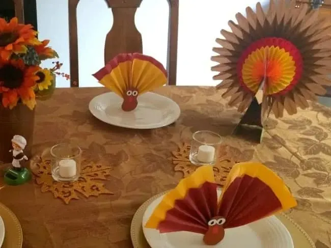 Dollar Store Turkey Centerpiece