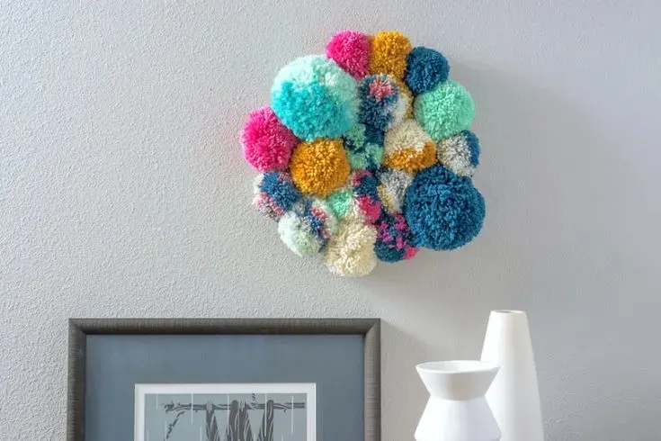 DIY Pom Pom Wall Hanging